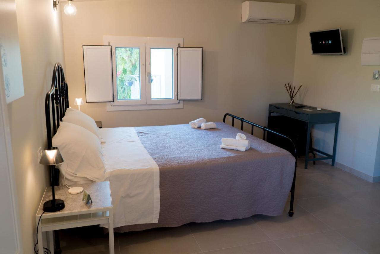 Bed and Breakfast Civico 33 à Scalea Extérieur photo